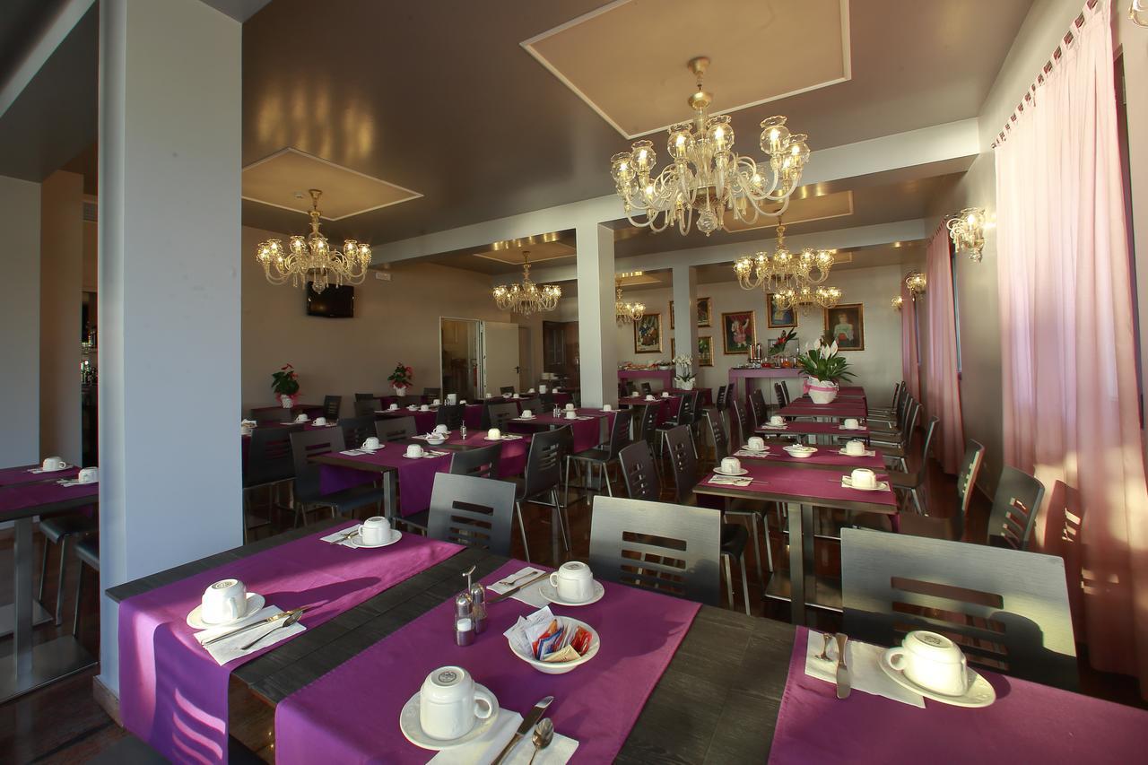 Hotel San Marco بسكييرا ديل غاردا المظهر الخارجي الصورة