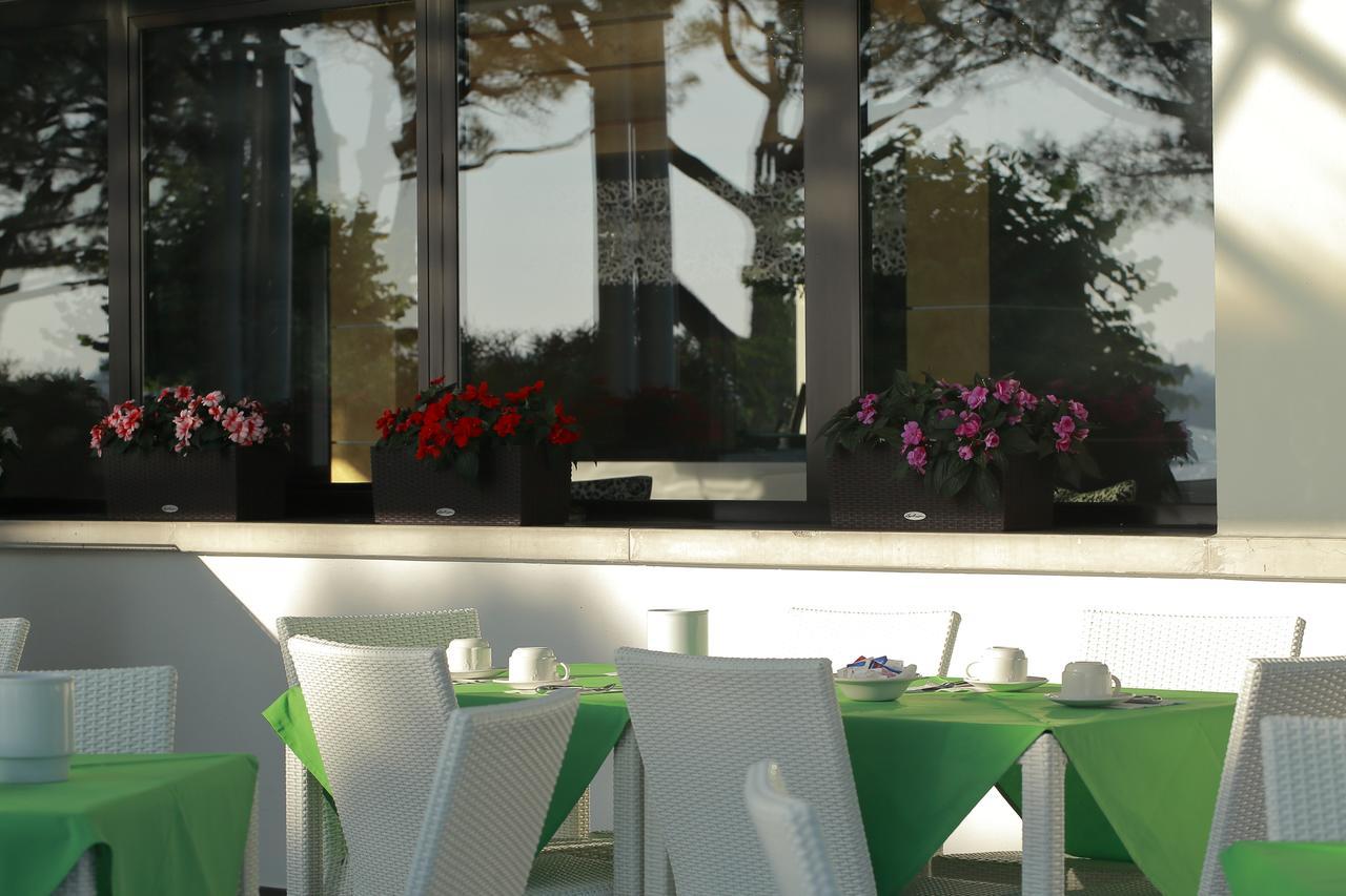Hotel San Marco بسكييرا ديل غاردا المظهر الخارجي الصورة