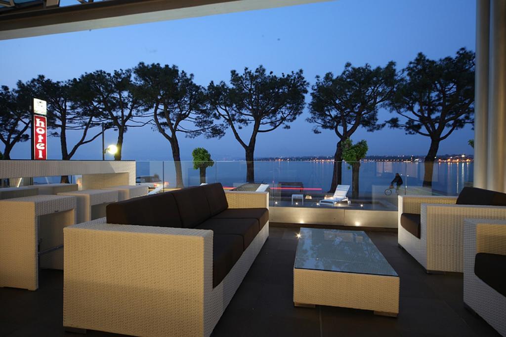 Hotel San Marco بسكييرا ديل غاردا المظهر الخارجي الصورة