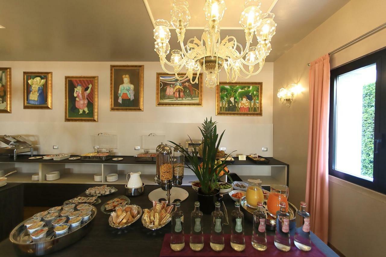 Hotel San Marco بسكييرا ديل غاردا المظهر الخارجي الصورة