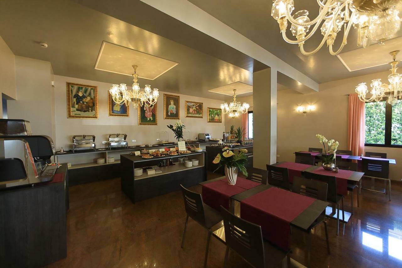 Hotel San Marco بسكييرا ديل غاردا المظهر الخارجي الصورة
